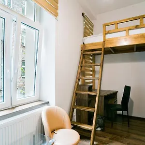  Апартаменты Cozy & Big In Old Town