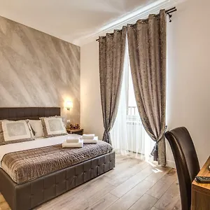 River Luxury 2*, Rzym Włochy